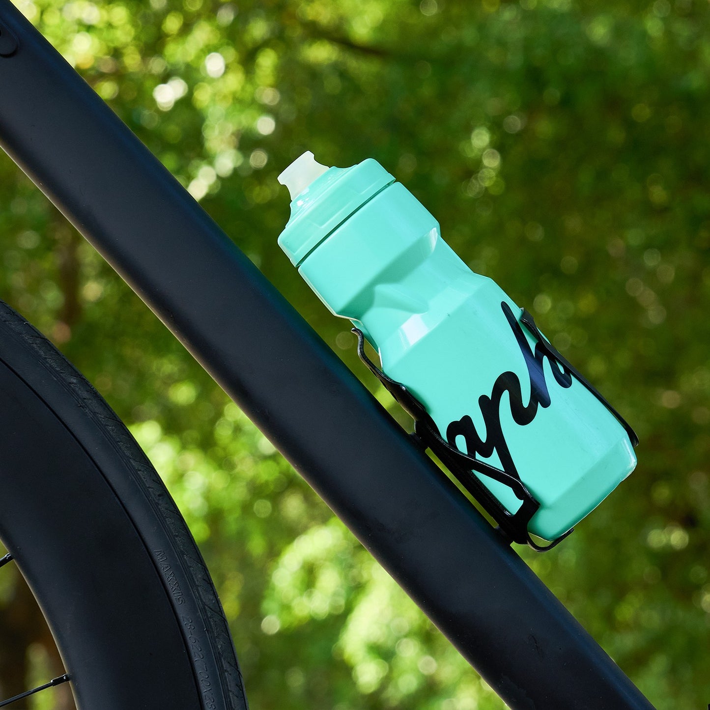 
                  
                    Aluminum Bicycle Water Bottle Cage - Left Side Cage - Corki Cycles
                  
                